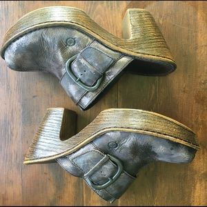 BORN Mules Clogs